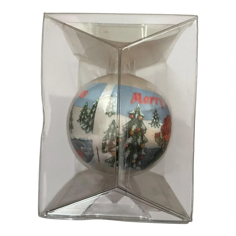 Red Head Skaters 1980 Hummelwerk Christmas Satin‎ Ornament